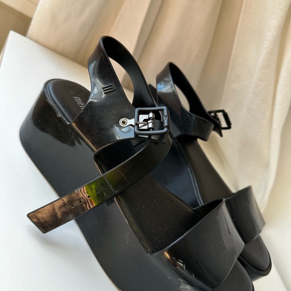 Melissa Mar Platform - Picture 5 of 8